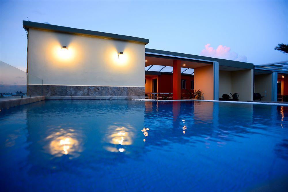 Sunrise 42 Suites Hotel Плая-дель-Кармен Экстерьер фото