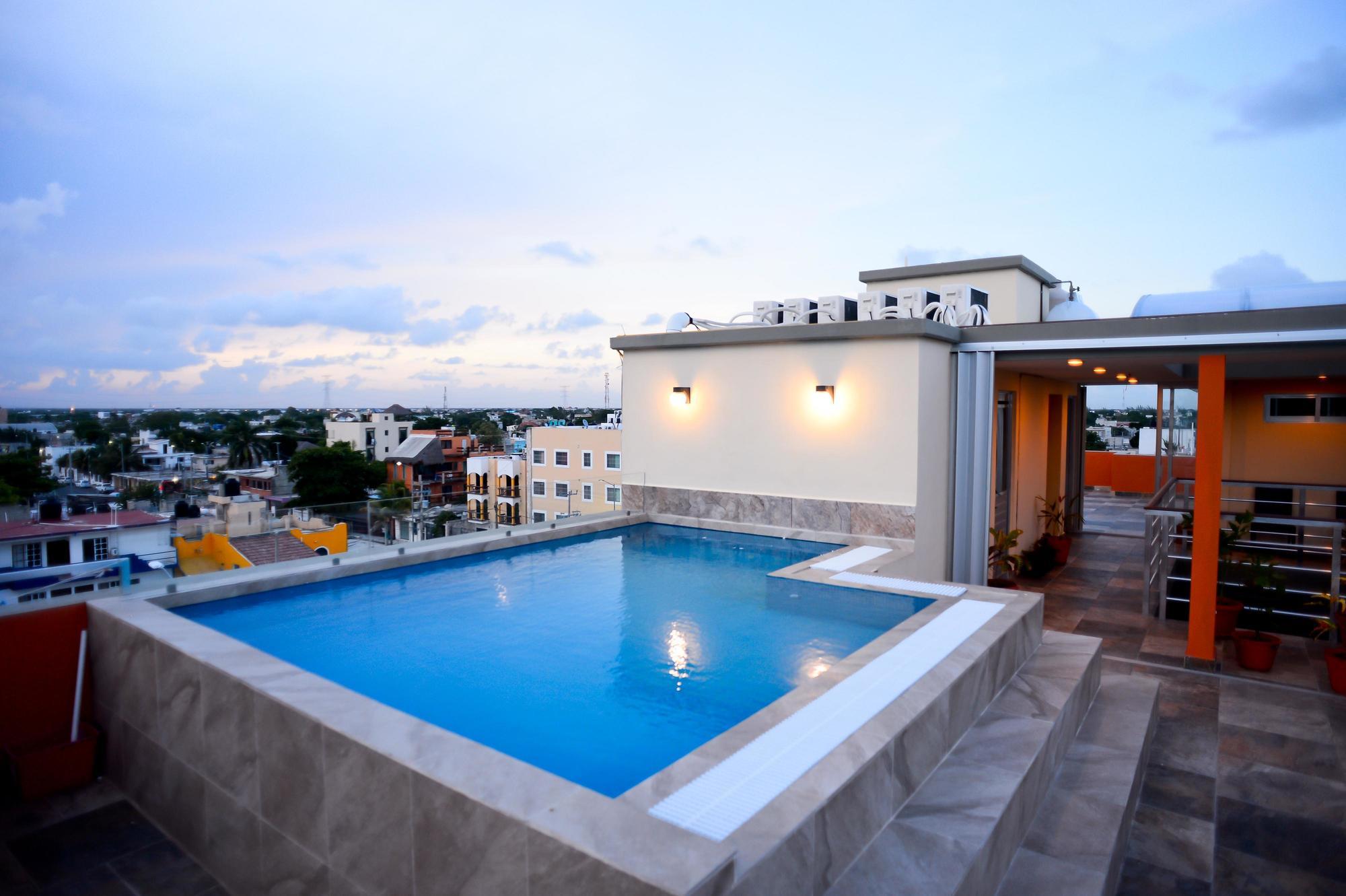 Sunrise 42 Suites Hotel Плая-дель-Кармен Экстерьер фото