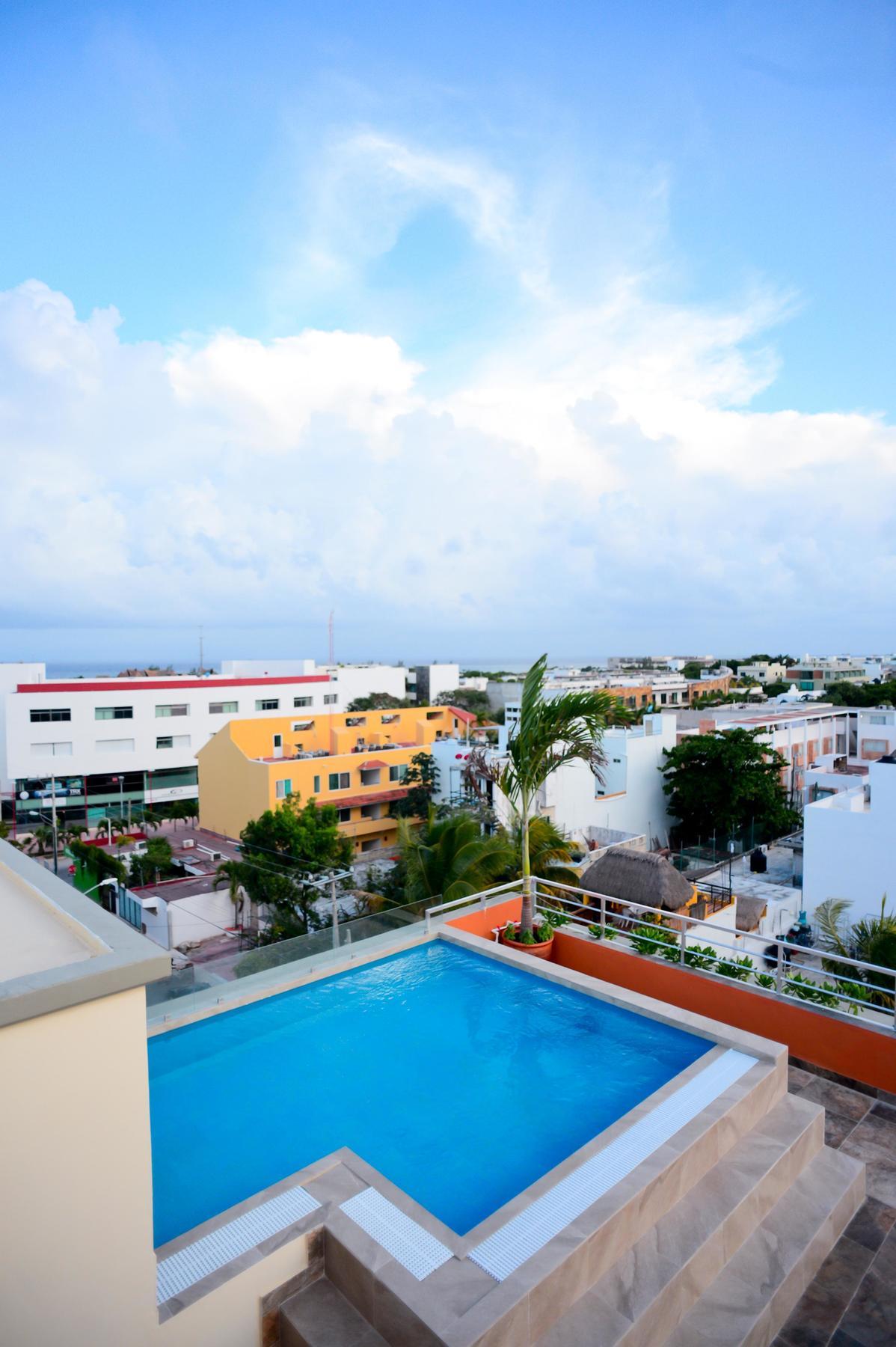 Sunrise 42 Suites Hotel Плая-дель-Кармен Экстерьер фото