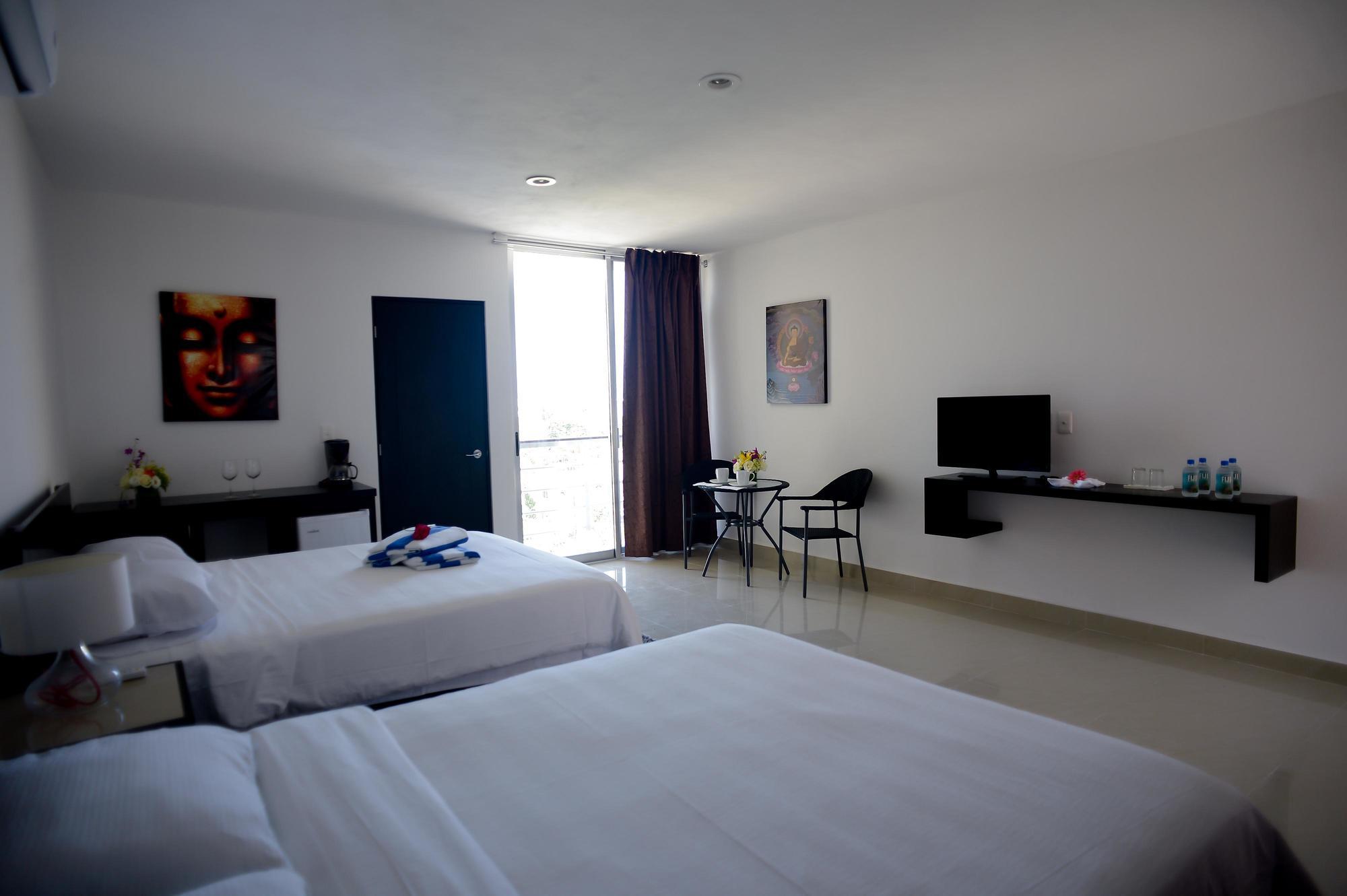 Sunrise 42 Suites Hotel Плая-дель-Кармен Экстерьер фото