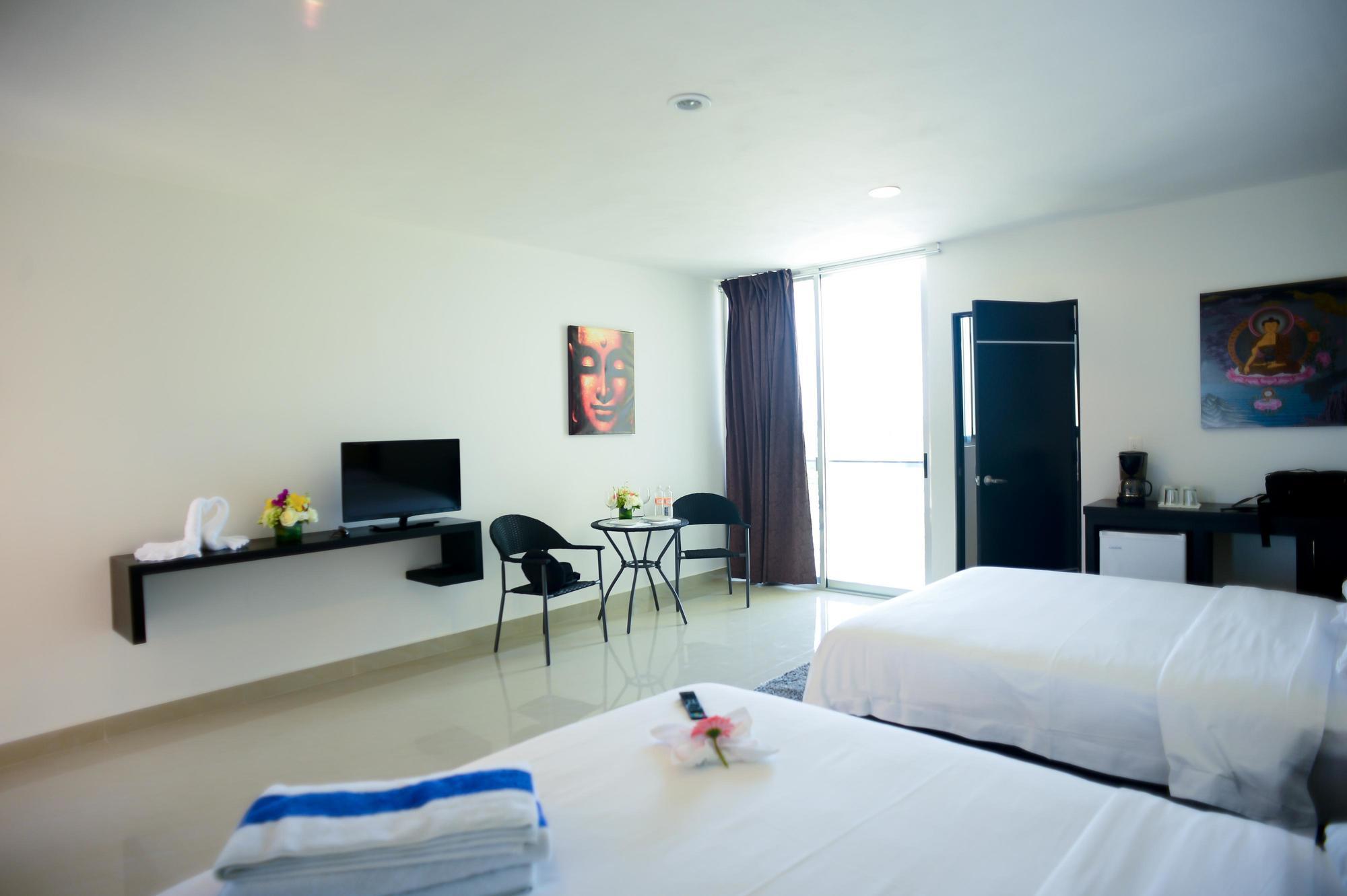 Sunrise 42 Suites Hotel Плая-дель-Кармен Экстерьер фото