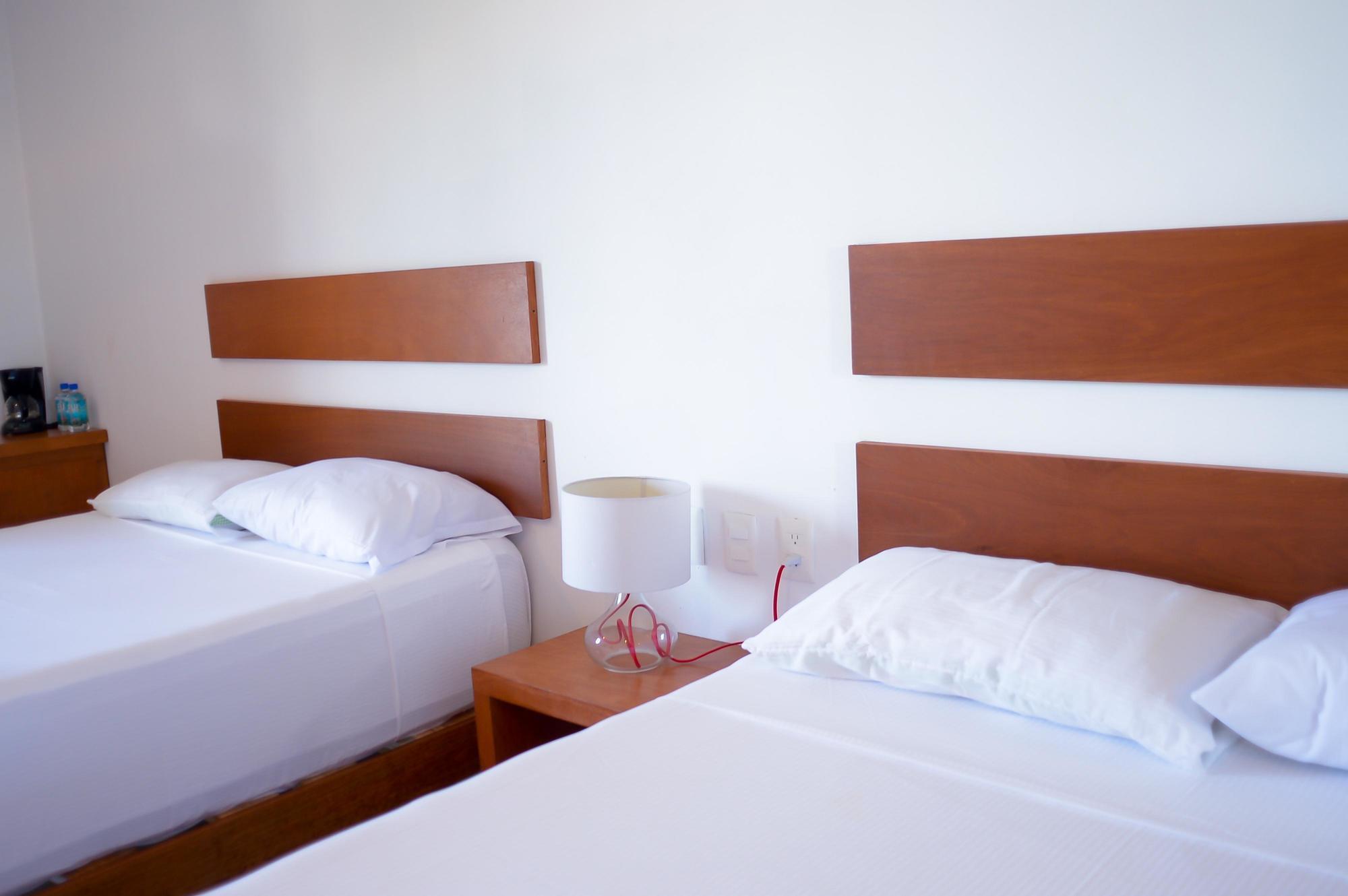 Sunrise 42 Suites Hotel Плая-дель-Кармен Экстерьер фото