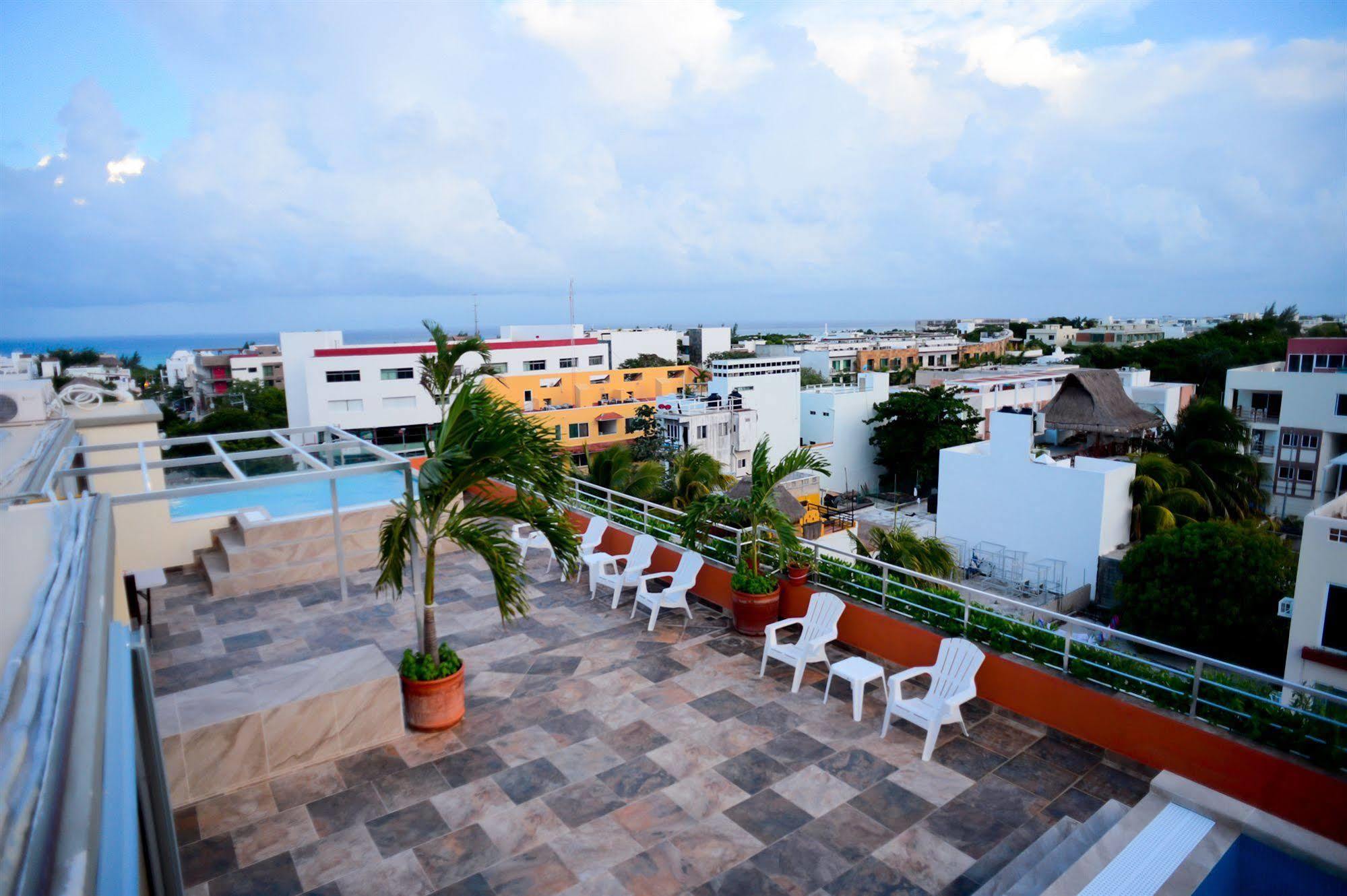 Sunrise 42 Suites Hotel Плая-дель-Кармен Экстерьер фото